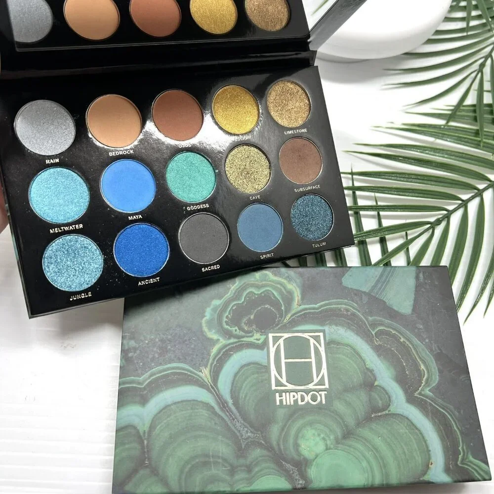Hipdot Cenote Eyeshadow colorful bright artistic stage makeup